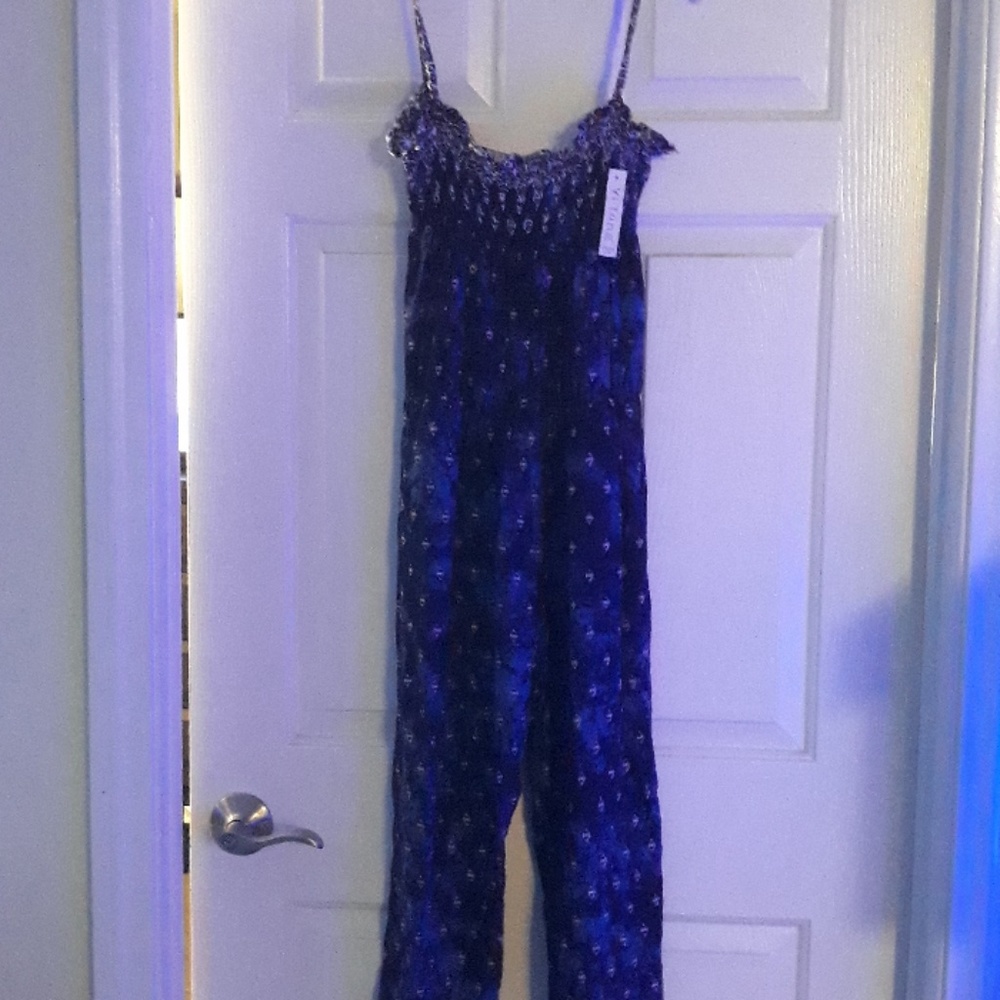 Romper - Picture 2 of 3